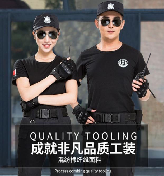 蘇州卡珀職業(yè)服裝（蘇州）有限公司，公司秉承以創(chuàng)新設(shè)計，用料精良，做工精致的職業(yè)理念，受到顧客的普遍好評。公司主要做短袖保安服-春秋工作服-協(xié)警服-冬季工作服。
